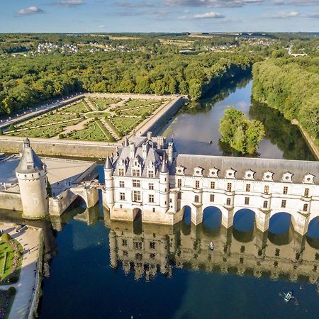 Blois City - Le Petit Saint Jean Екстериор снимка